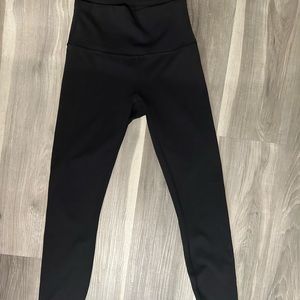 Newer Lululemon Wunder train legging 25”